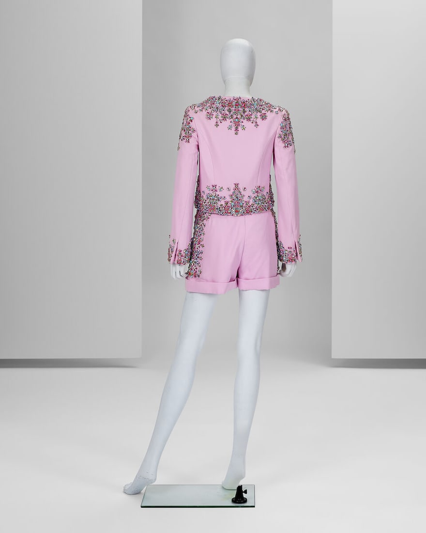 Ralph & Russo Haute Couture: Peony Pink Silk Shorts Suit Spring/Summer 2020, Runway Look 31 - 4