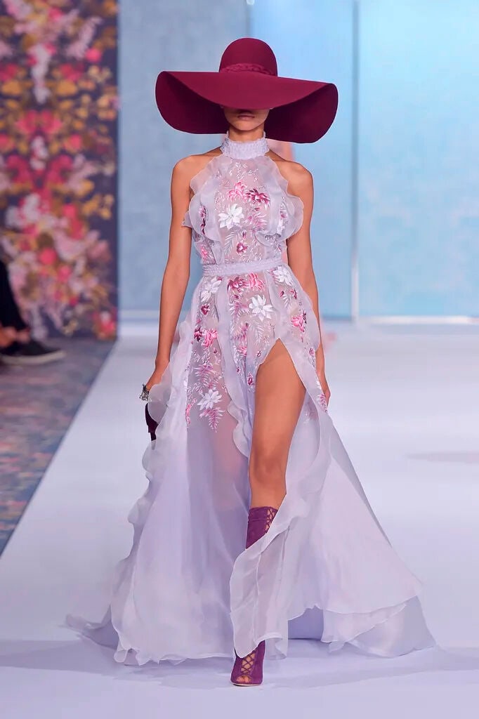 Ralph & Russo Haute Couture: Ice Lavender Hand-Painted Silk Organza Gown Autumn/Winter 2016, Run - 4