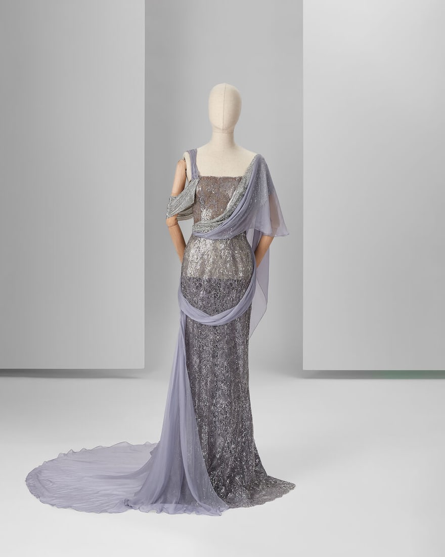 Ralph & Russo Haute Couture: Lavender Grey Chiffon and Chainmail Lace Gown Autumn/Winter 2017, R (1 of 4)