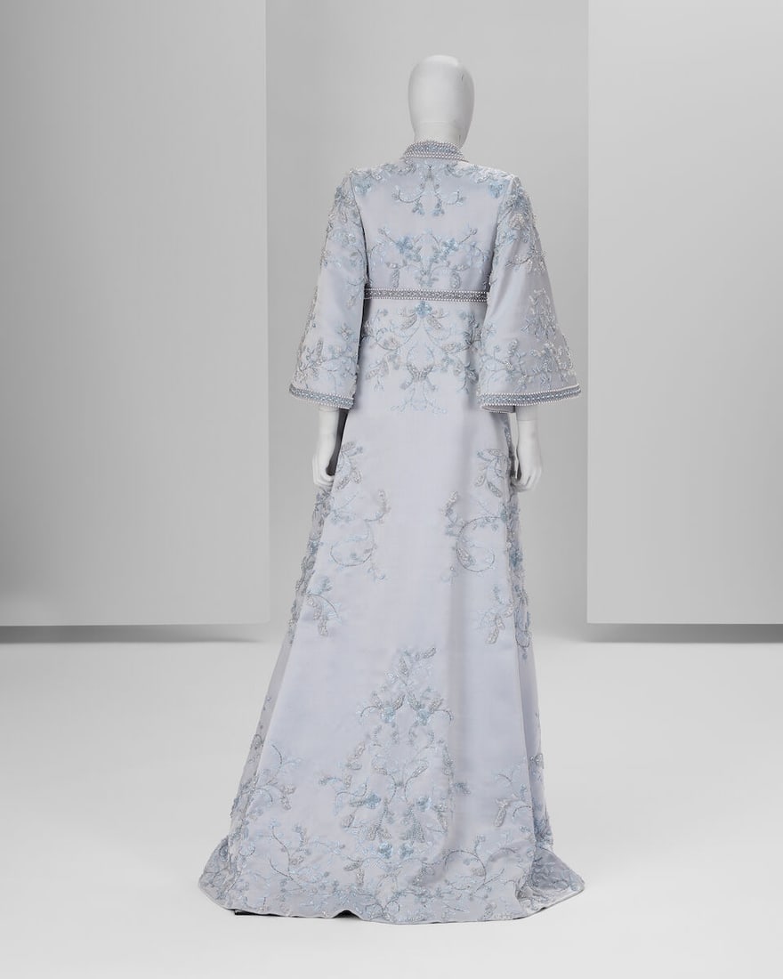 Ralph & Russo Haute Couture: Ice Blue Duchesse Coat Spring/Summer 2018, Runway Look 13 - 4