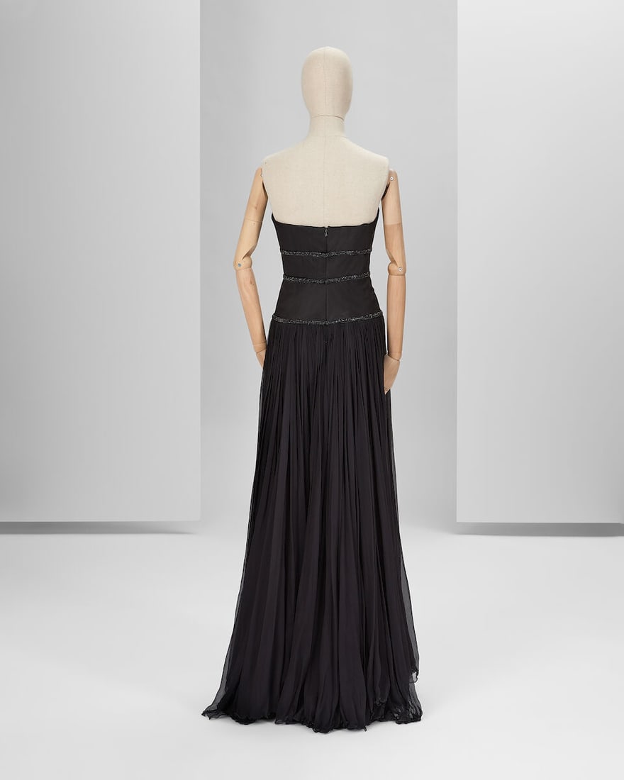 Ralph & Russo Haute Couture: Black Duchess Silk and Velvet Strapless Gown Spring/Summer 2014, Ru - 2