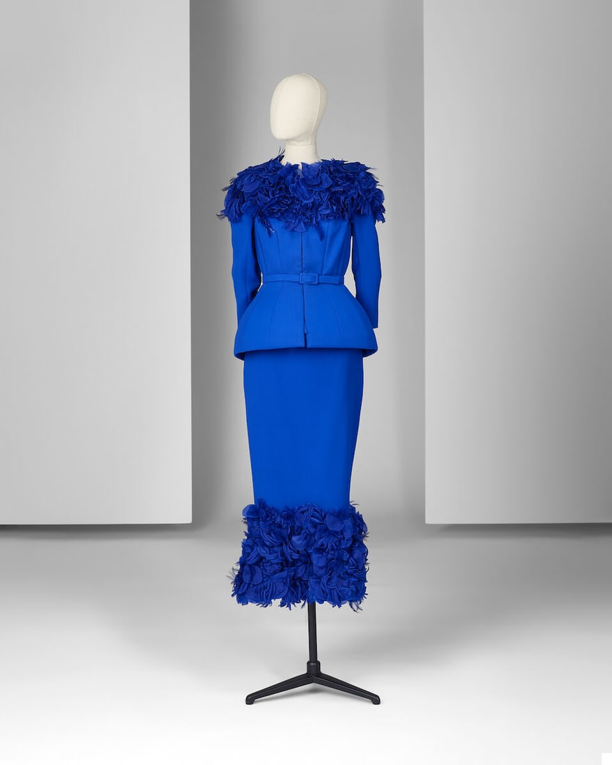 Ralph & Russo Haute Couture: Cobalt Blue Silk Matte Crêpe Tailleur Spring/Summer 2016, Runw: Ralph & Russo Haute Couture: Cobalt Blue Silk Matte Crêpe Tailleur Spring/Summer 2016, Runway Look 13 Cobalt blue silk matte crêpe peplum tailleur with silk organza petal and