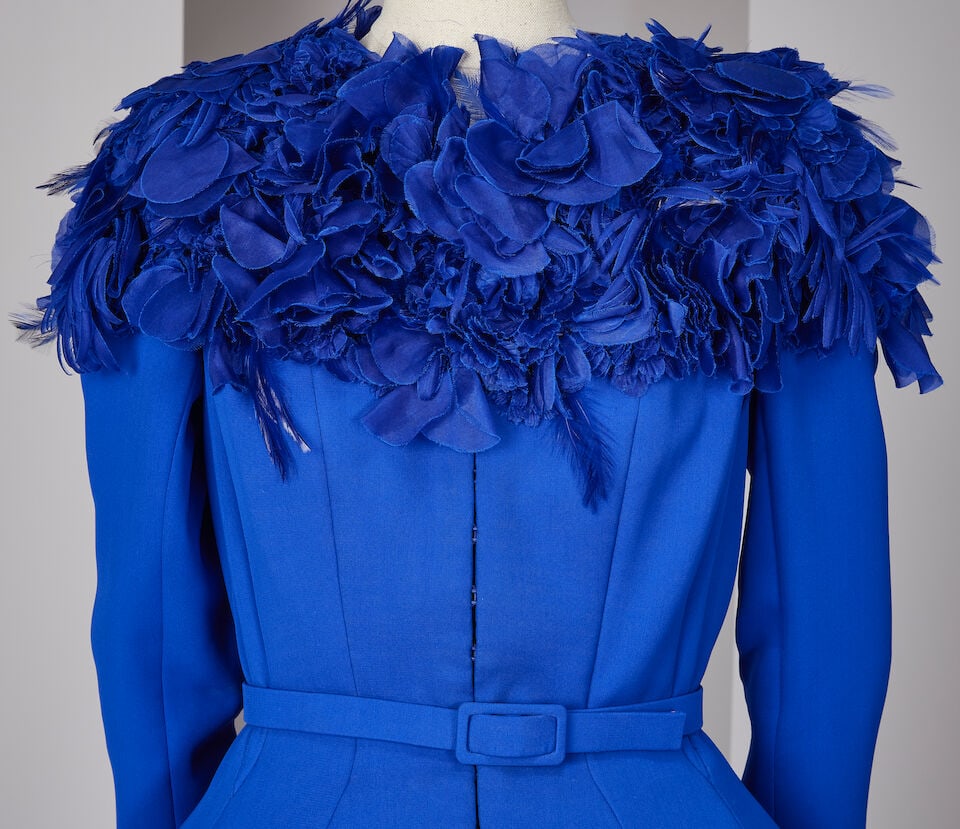 Ralph & Russo Haute Couture: Cobalt Blue Silk Matte Crêpe Tailleur Spring/Summer 2016, Runw - 2