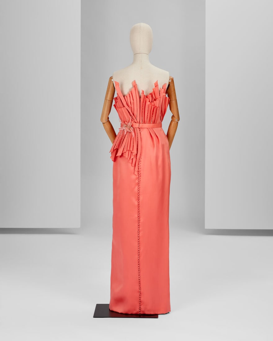 Ralph & Russo Haute Couture Exclusive: Coral Silk Pleated Gown - 2