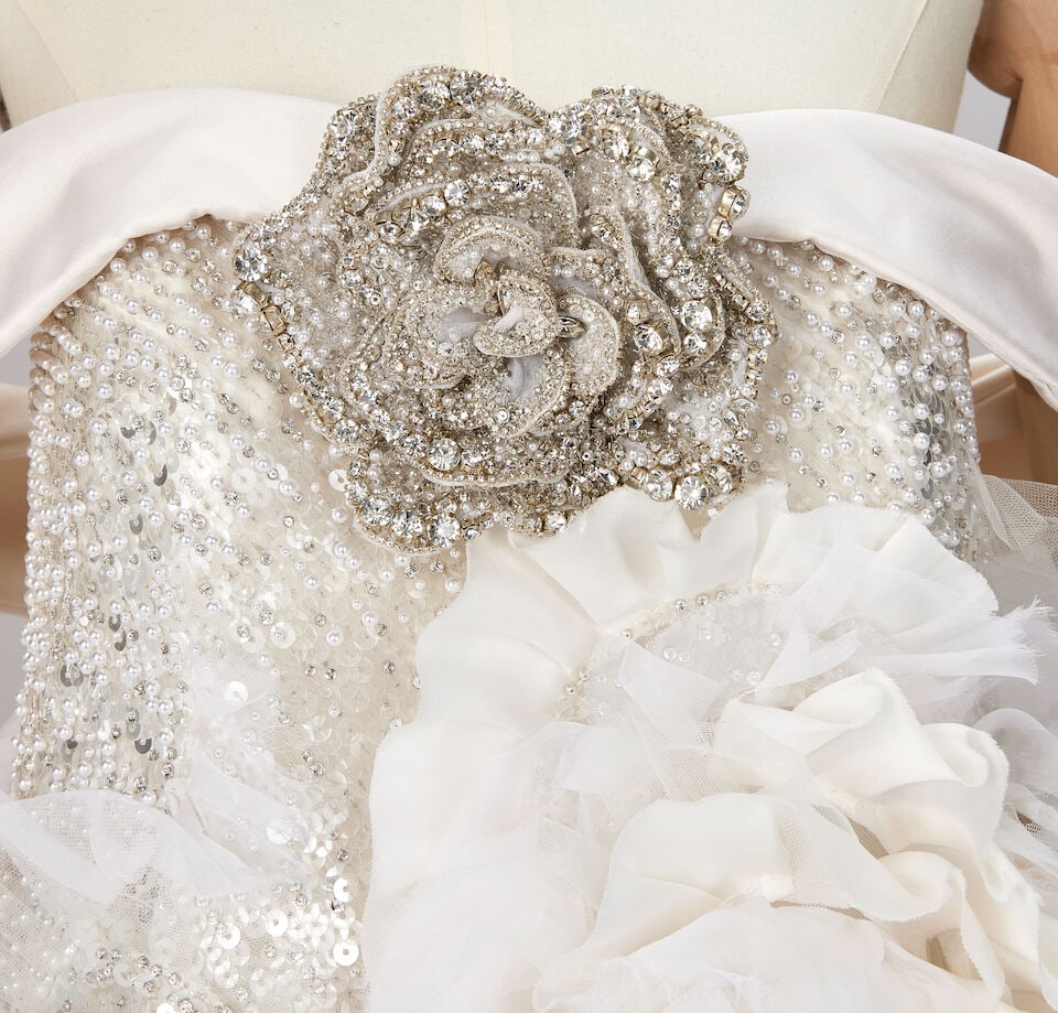 Ralph & Russo Haute Couture: White Double Duchess Mini Bridal Dress with Cape Spring/Summer 2020 - 2