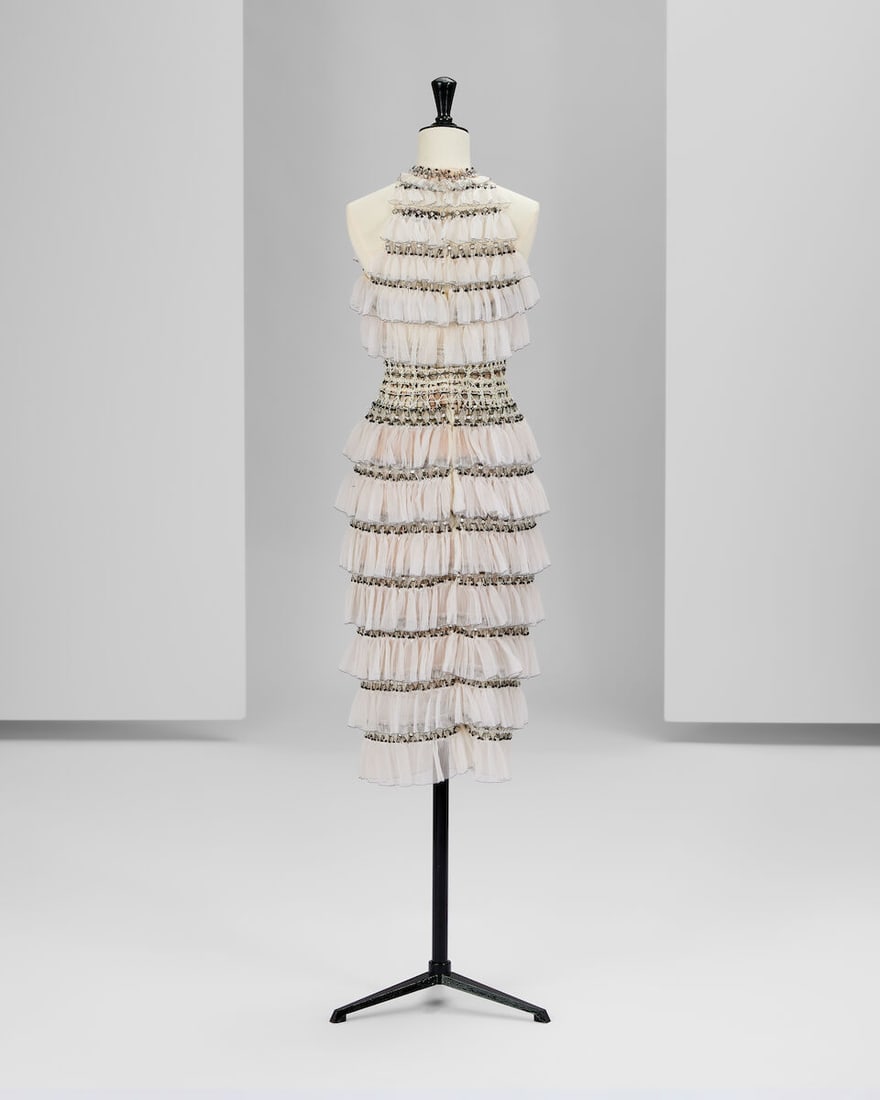 Ralph & Russo Haute Couture: White Silk Organza and Black Crystal Cocktail Dress Autumn/Winter 2 - 4