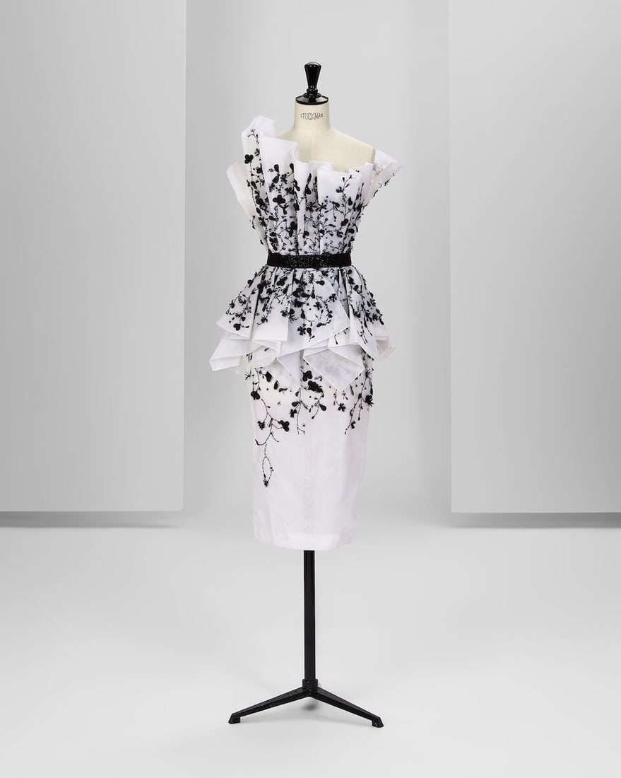 Ralph & Russo Haute Couture: White Silk Organza and Black Embellished Cocktail Dress Spring/Summ: Ralph & Russo Haute Couture: White Silk Organza and Black Embellished Cocktail Dress Spring/Summer 2016, Runway Look 32 White silk organza cocktail dress with oversized petal peplum and bustier,