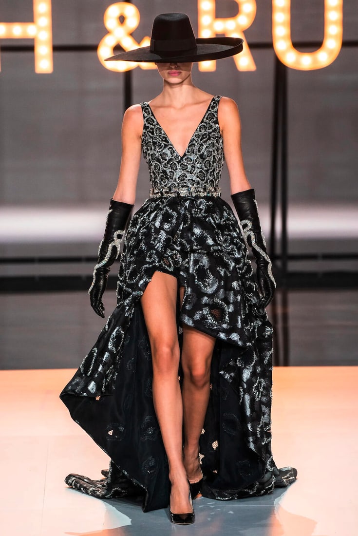 Ralph & Russo Haute Couture: Black and Silver Playsuit with Train Spring/Summer 2019, Runway Loo - 3