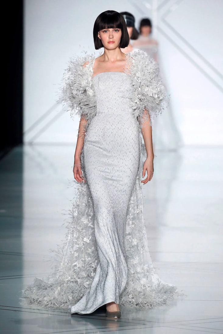 Ralph & Russo Haute Couture: Pale Grey Satin Chiffon Gown and Embroidered Tulle Coat Spring/Summ - 7