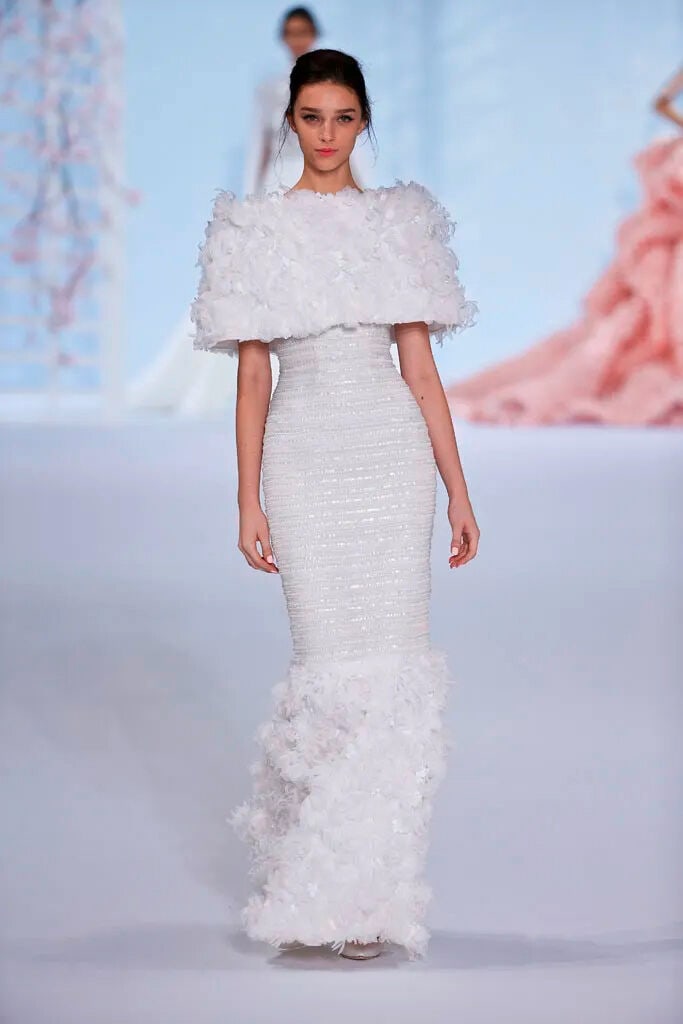 Ralph & Russo Haute Couture: White Silk Organza Fishtail Gown with Bolero Spring/Summer 2016, Ru - 4