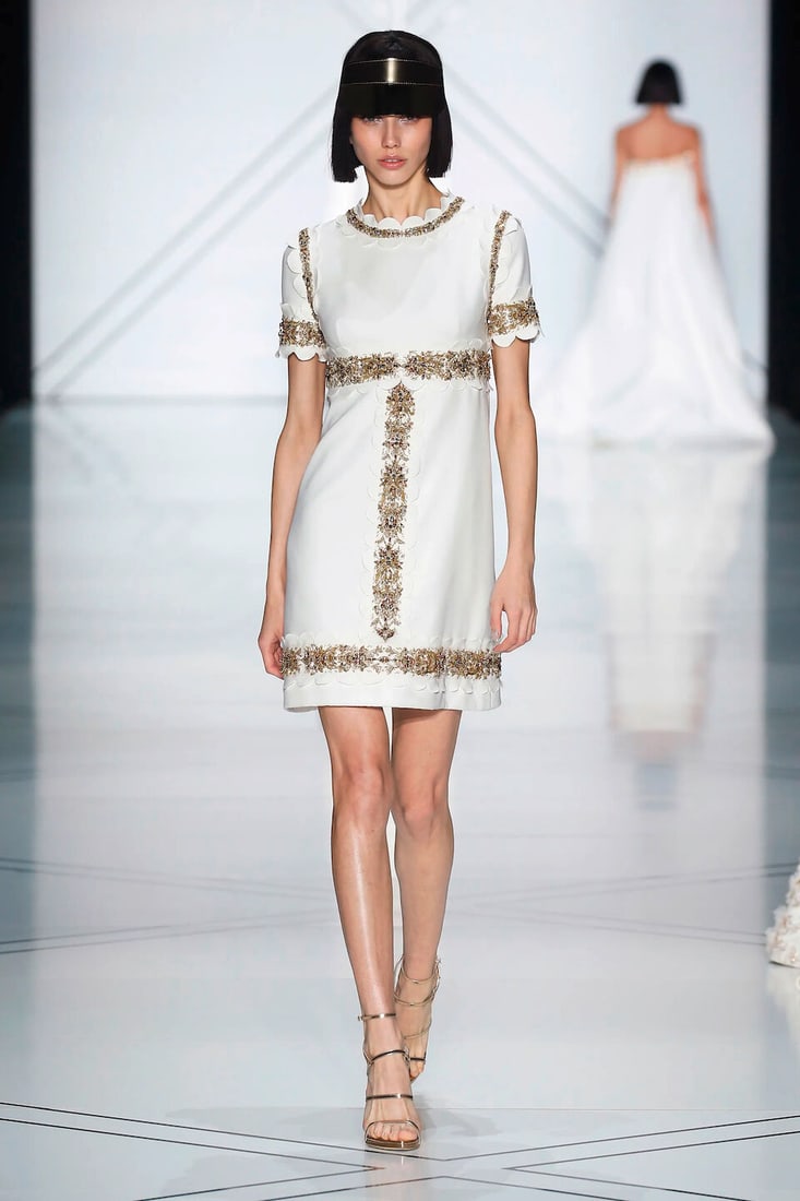 Ralph & Russo Haute Couture: White Silk Crêpe Mini Dress Spring/Summer 2017, Runway Look 3 - 2