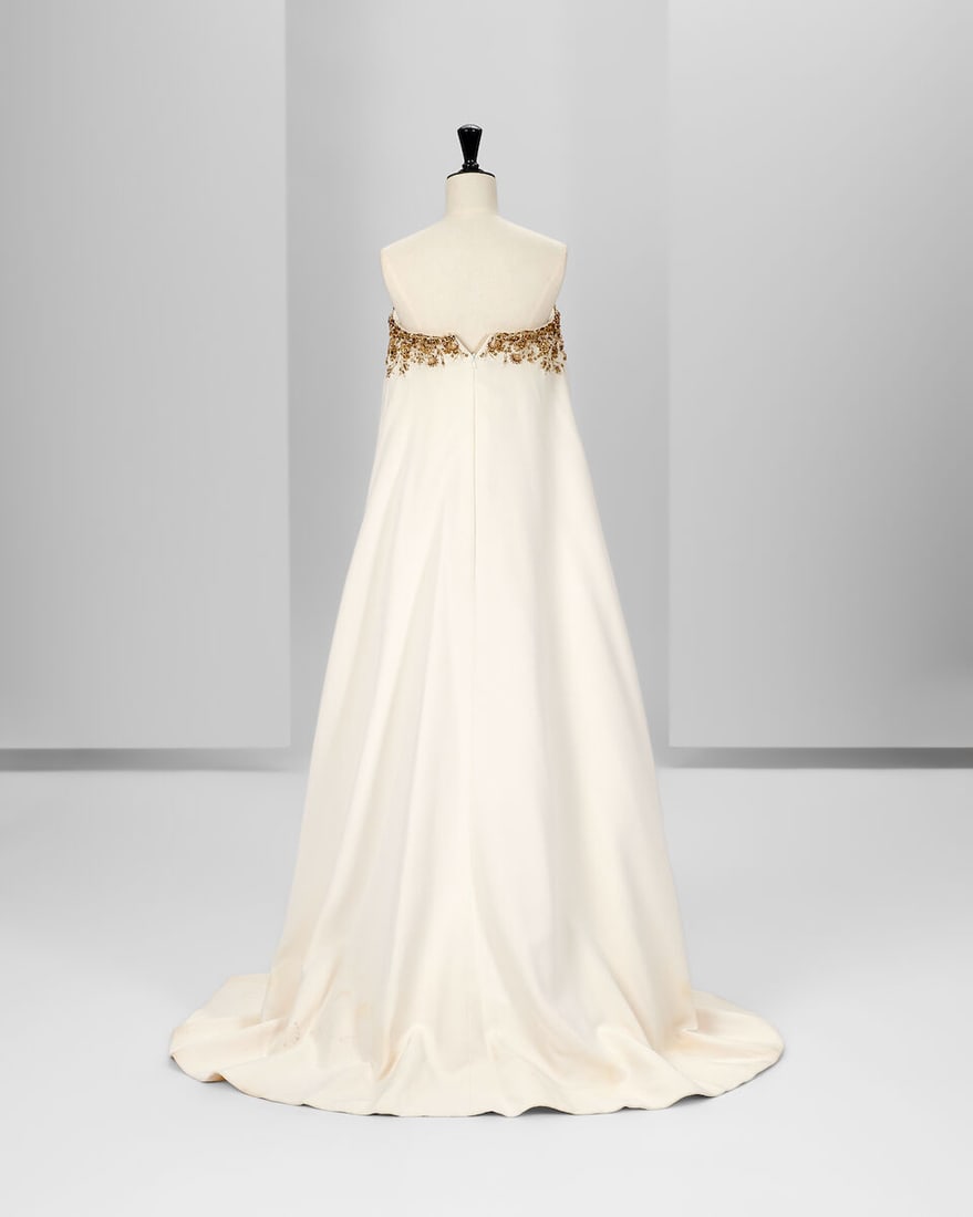 Ralph & Russo Haute Couture: Embellished White Silk Strapless Gown Spring/Summer 2017, Runway Lo - 3