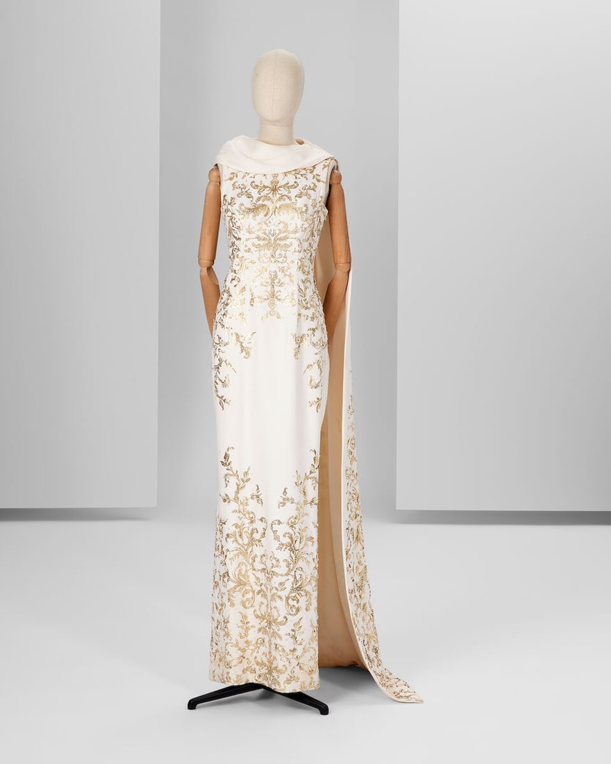 Ralph & Russo Haute Couture: White Silk Crêpe Cady Embellished Gown Spring/Summer 2018, Run (1 of 4)