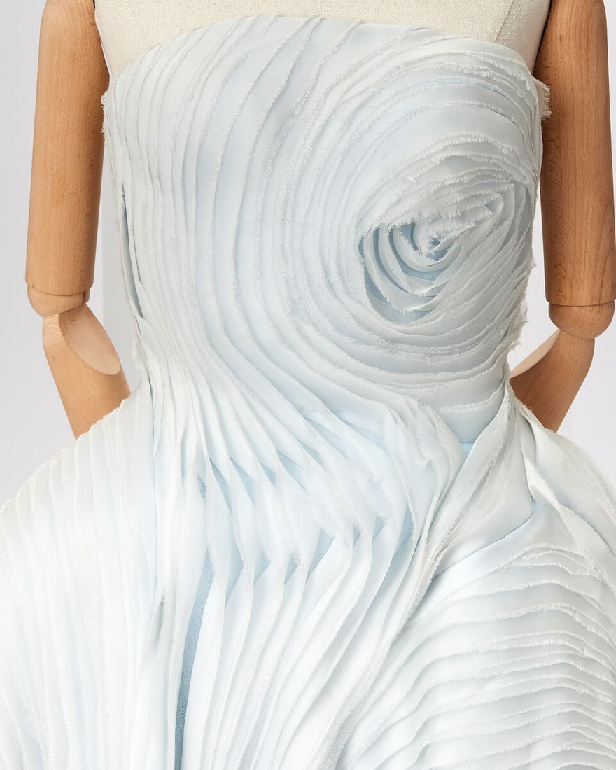 Ralph & Russo Haute Couture: Misty Blue Silk Organza Ballgown Spring/Summer 2016, Runway Look 17 - 2