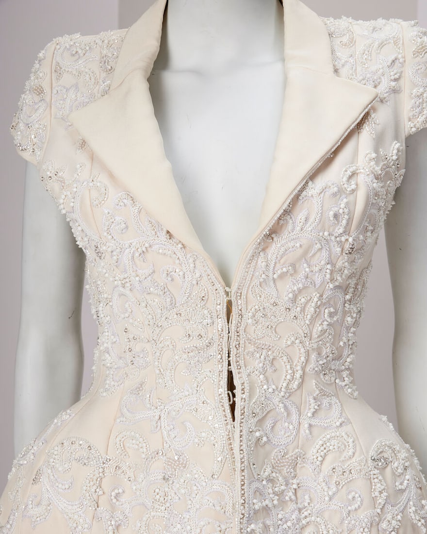 Ralph & Russo Haute Couture: White Silk Crêpe Marocain Embellished Jacket and Pencil Skirt - 2