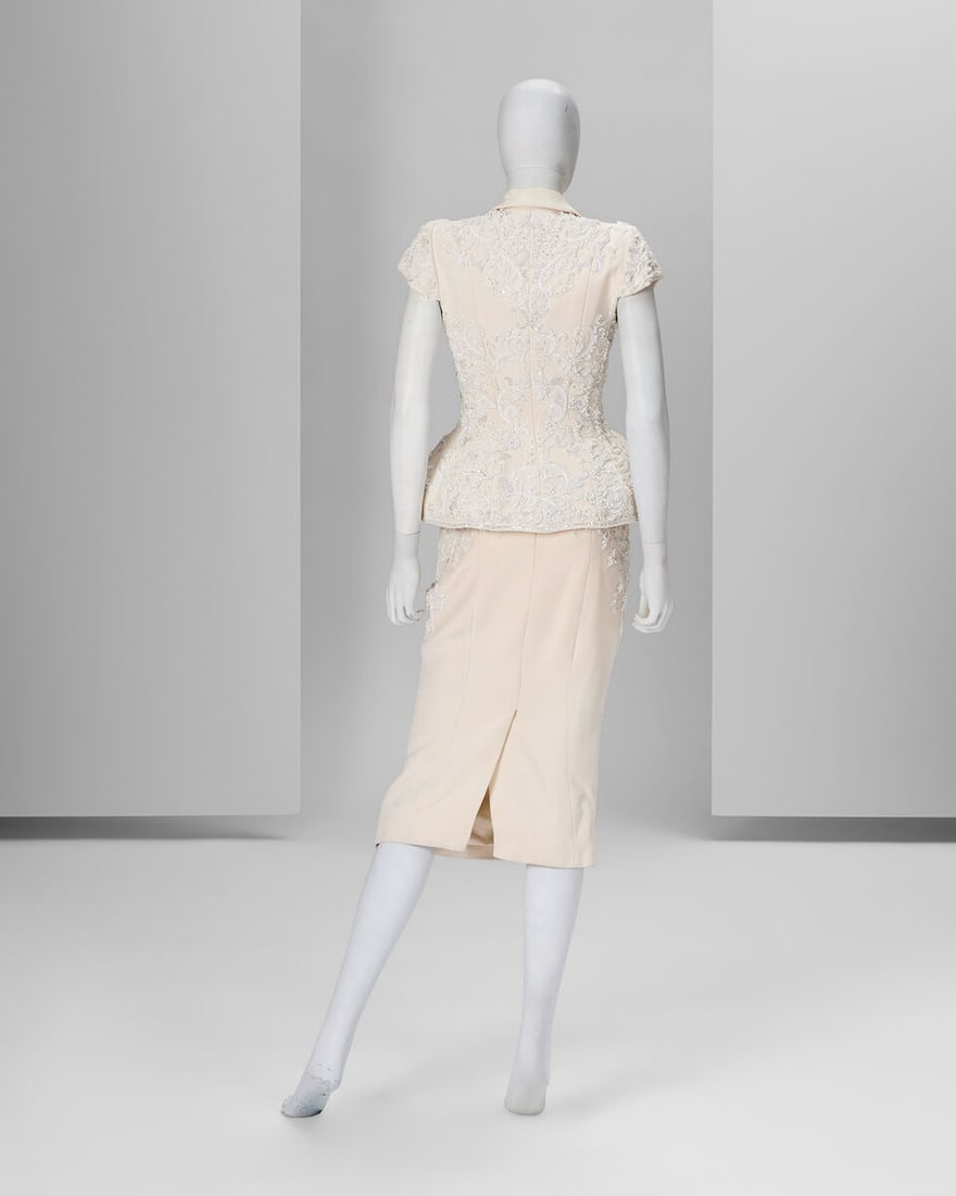 Ralph & Russo Haute Couture: White Silk Crêpe Marocain Embellished Jacket and Pencil Skirt - 3