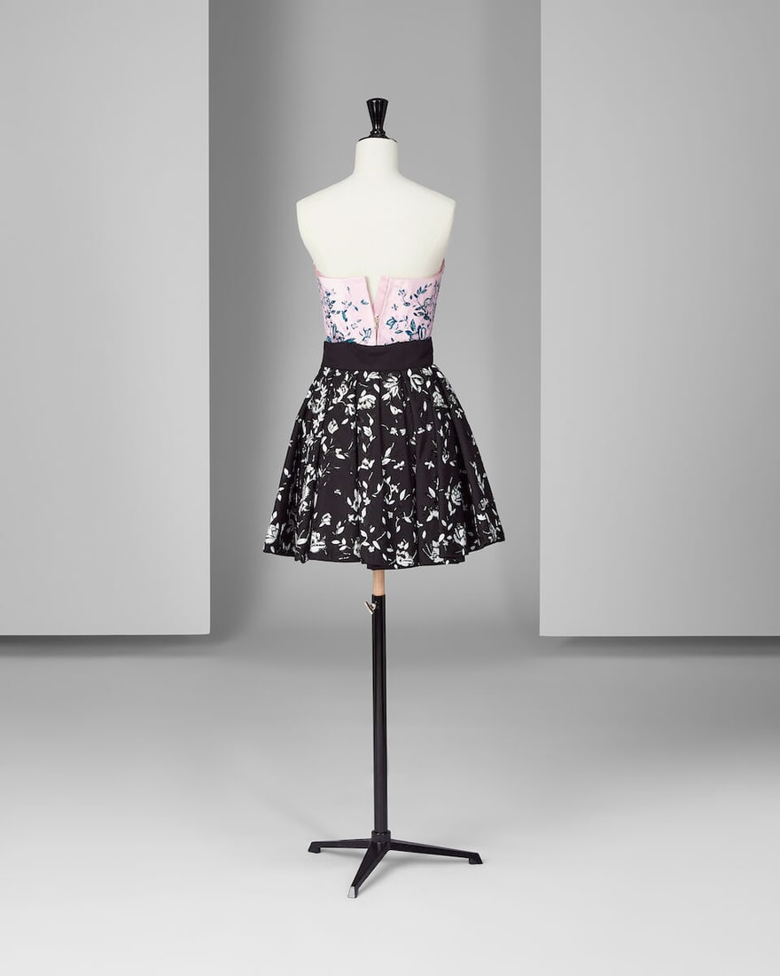 Ralph & Russo Haute Couture Exclusive: Black Silk Faille Flared Mini Skirt and Pale Pink Double  - 3