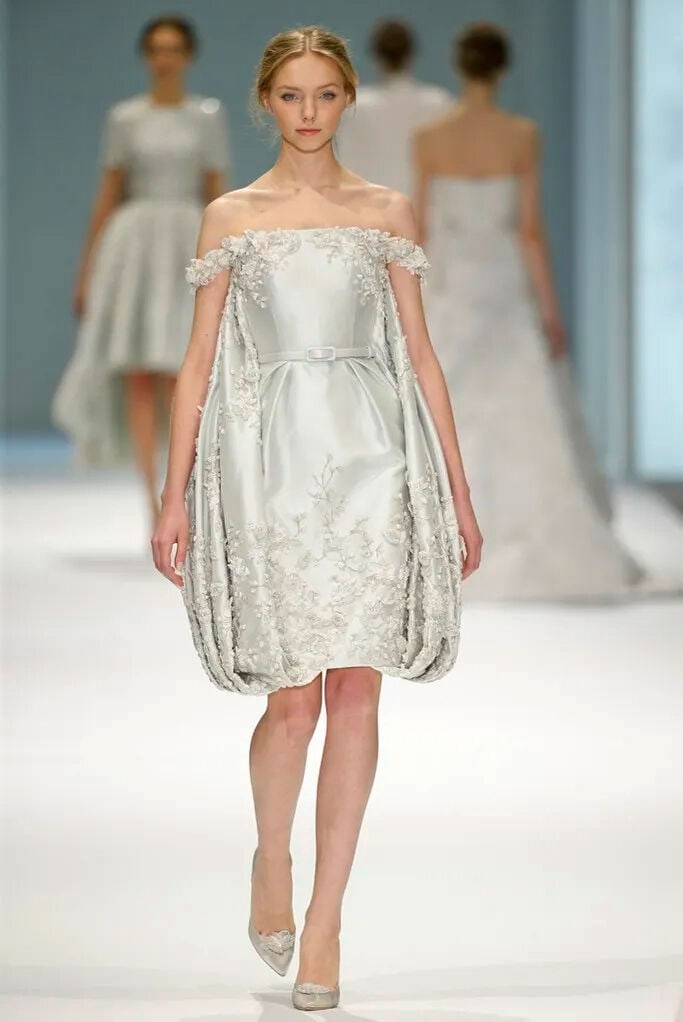 Ralph & Russo Haute Couture: Mint Silk Zibeline Puffball Dress Spring/Summer 2015, Runway Look 2 - 5