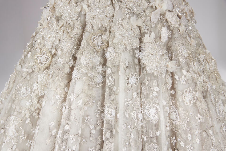 Ralph & Russo Haute Couture: Off-White Silk Tulle Embellished Bridal Gown Autumn/Winter 2014, Ru - 4