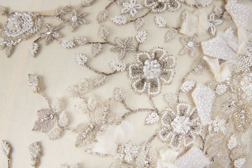 Ralph & Russo Haute Couture: Off-White Silk Tulle Embellished Bridal Gown Autumn/Winter 2014, Ru - 5