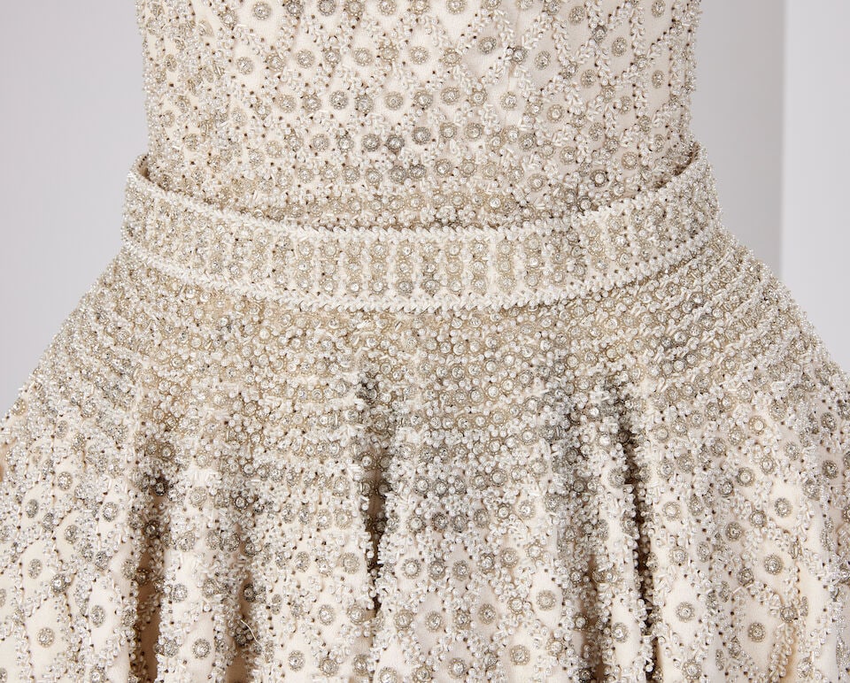 Ralph & Russo Haute Couture: Off-White Wool Crêpe Embellished Dress Autumn/Winter 2014, Ru - 2
