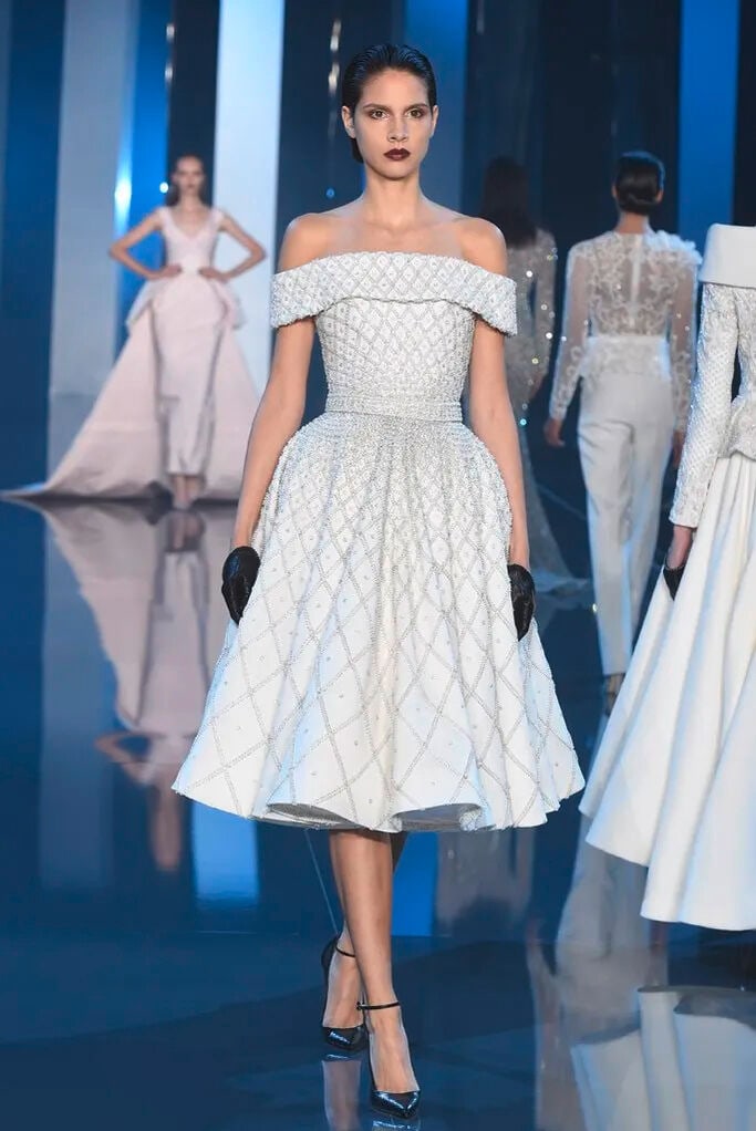 Ralph & Russo Haute Couture: Off-White Wool Crêpe Embellished Dress Autumn/Winter 2014, Ru - 4