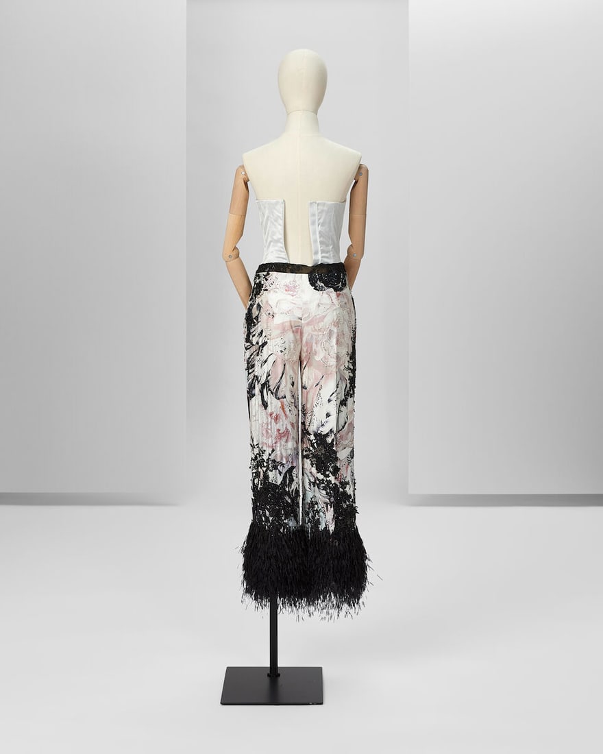 Ralph & Russo Haute Couture: Floral Silk Trousers and Corset Trousers: Autumn/Winter 2018, Runwa - 3