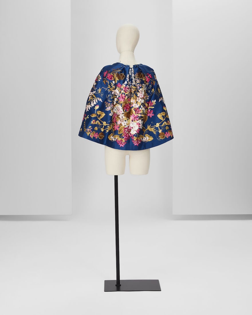 Ralph & Russo Haute Couture Exclusive: Blue Silk Floral Cape - 3