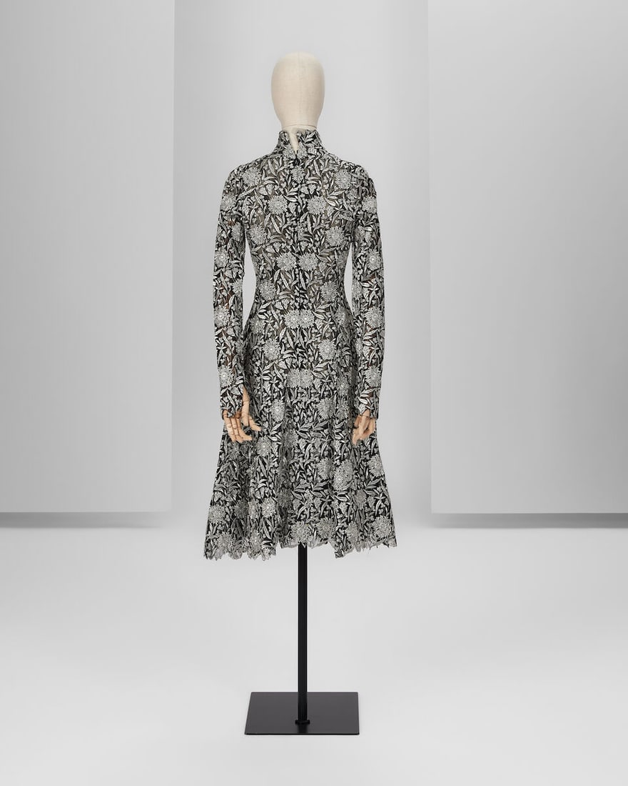 Ralph & Russo Haute Couture Exclusive: Metallic Gunmetal Guipure Lace Dress - 3