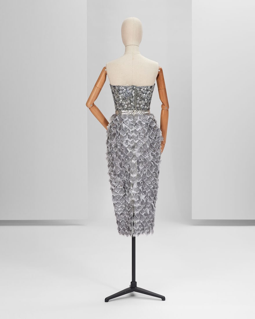 Ralph & Russo Haute Couture: Gunmetal Tulle and Organza Scallops Cocktail Dress Autumn/Winter 20 - 3