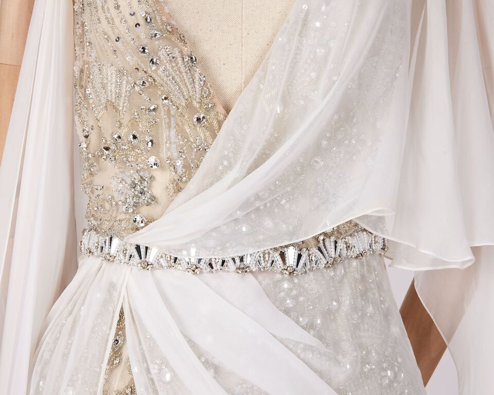 Ralph & Russo Haute Couture: White Illusion Tulle and Crystal Gown Autumn/Winter 2019, Runway Lo - 2