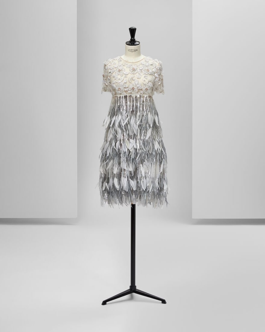 Ralph & Russo Haute Couture: Silver Foil Fringe and Feather Dress Spring/Summer 2017, Runway Loo: Ralph & Russo Haute Couture: Silver Foil Fringe and Feather Dress Spring/Summer 2017, Runway Look 26 Silver foil fringe and feather dress with tulle top, featuring pleated tulle flowers, crystals