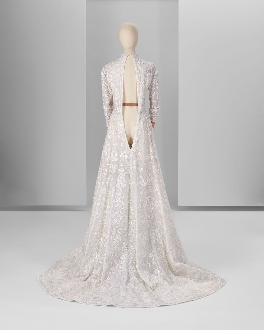 Ralph & Russo Haute Couture Exclusive: Off White Silk Marocain Bridal Gown - 3