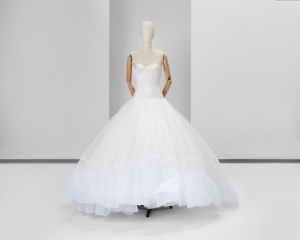 Ralph & Russo Haute Couture Exclusive: White Double Silk Satin Bodice and Layered Tulle Petticoa: Ralph & Russo Haute Couture Exclusive: White Double Silk Satin Bodice and Layered Tulle Petticoat Bodysuit with constructed bustier, together with a white tulle layered petticoat with high