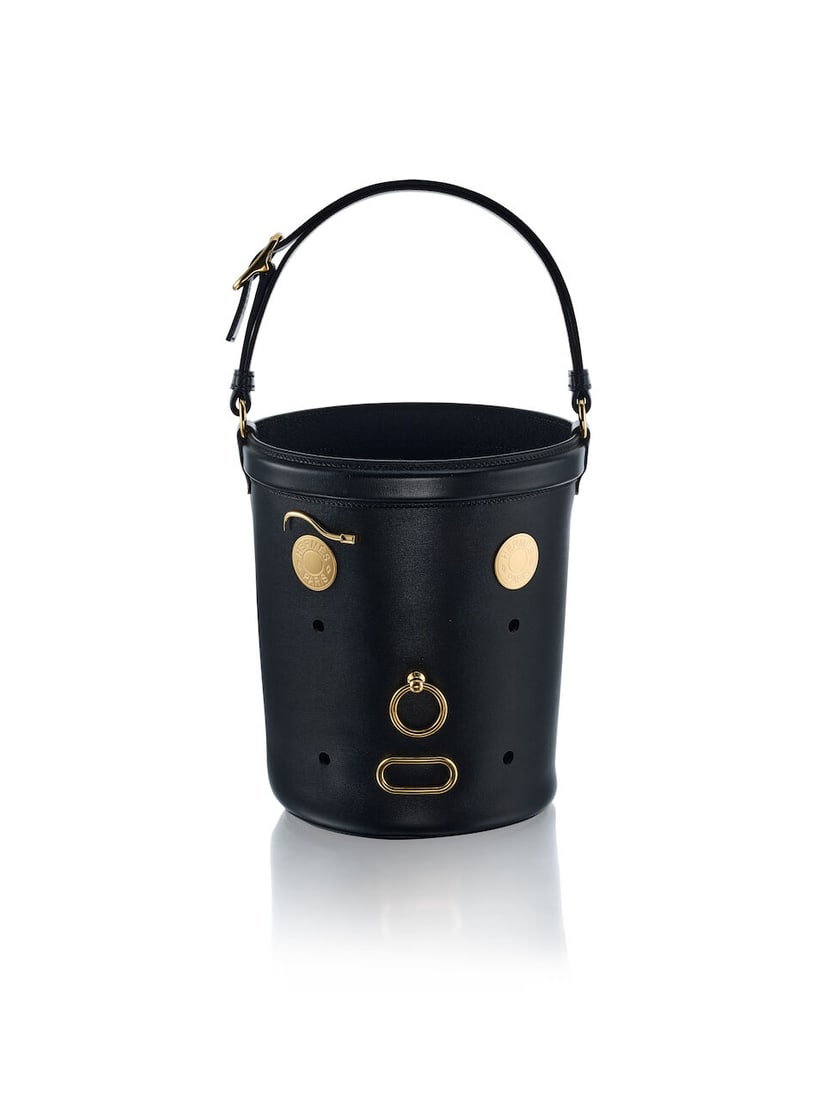 (NO RESERVE) HERMÈS: LIMITED EDITION BLACK TADELAKT SAC MANGEAIRE PLAY BAG WITH GOLD HARDWA...: (NO RESERVE) HERMÈS: LIMITED EDITION BLACK TADELAKT SAC MANGEAIRE PLAY BAG WITH GOLD HARDWARE