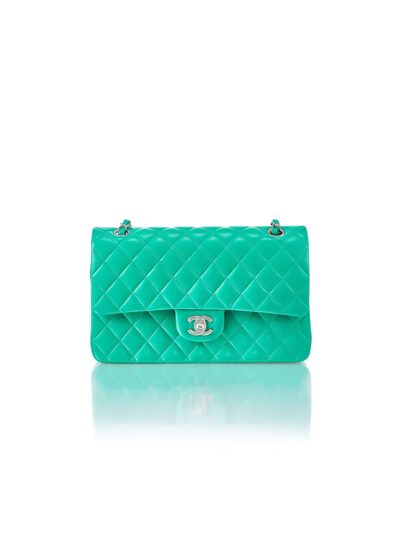 (NO RESERVE) CHANEL: GREEN LAMBSKIN MEDIUM CLASSIC DOUBLE FLAP WITH SILVER TONED HARDWARE (Inclu... (1 of 4)