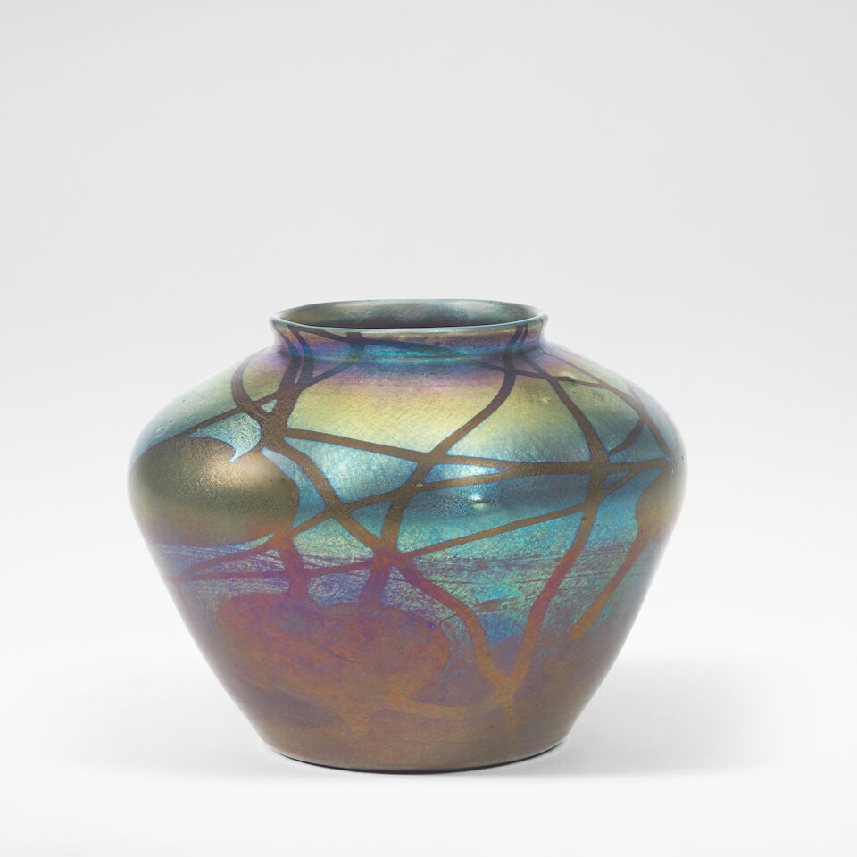 Tiffany Studios 'Leaf and Vine' vase, circa 1905 - 2