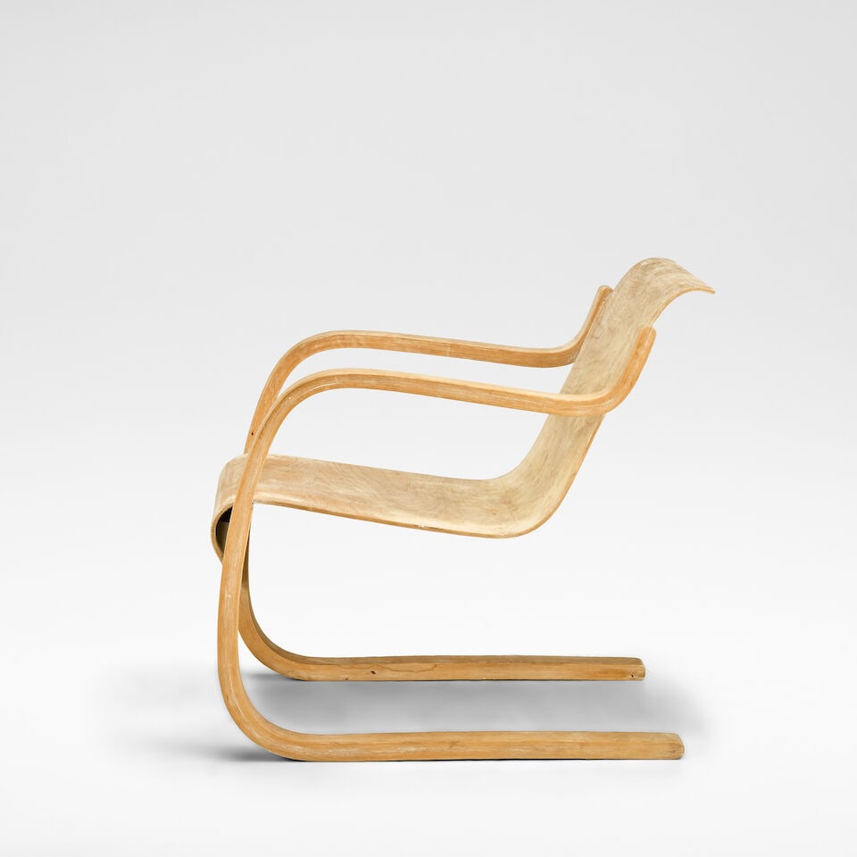 Alvar Aalto Cantilevered armchair, model no. 42, designed 1932 - 2