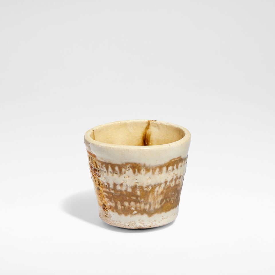 Lucie Rie Small pot, circa 1949 (1 of 2)