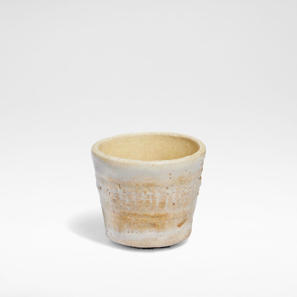 Lucie Rie Small pot, circa 1949 - 2