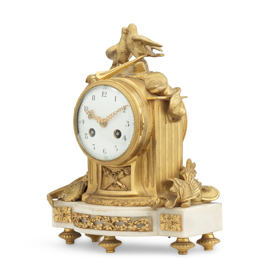 An early 20th century gilt bronze mounted white marble mantel clock In the Louis XIV style, t... - 3
