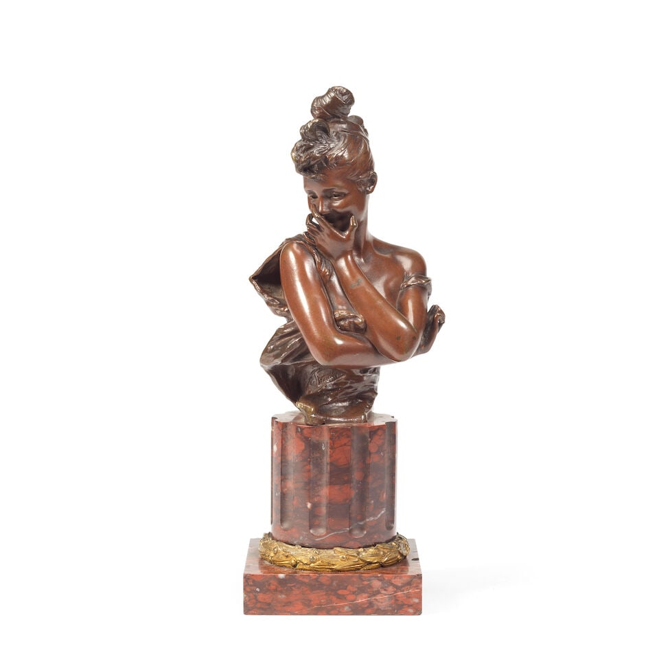 George Van Der Straeten (Belgium 1856 -1928): A patinated bronze bust of a coquettish young woman - 4
