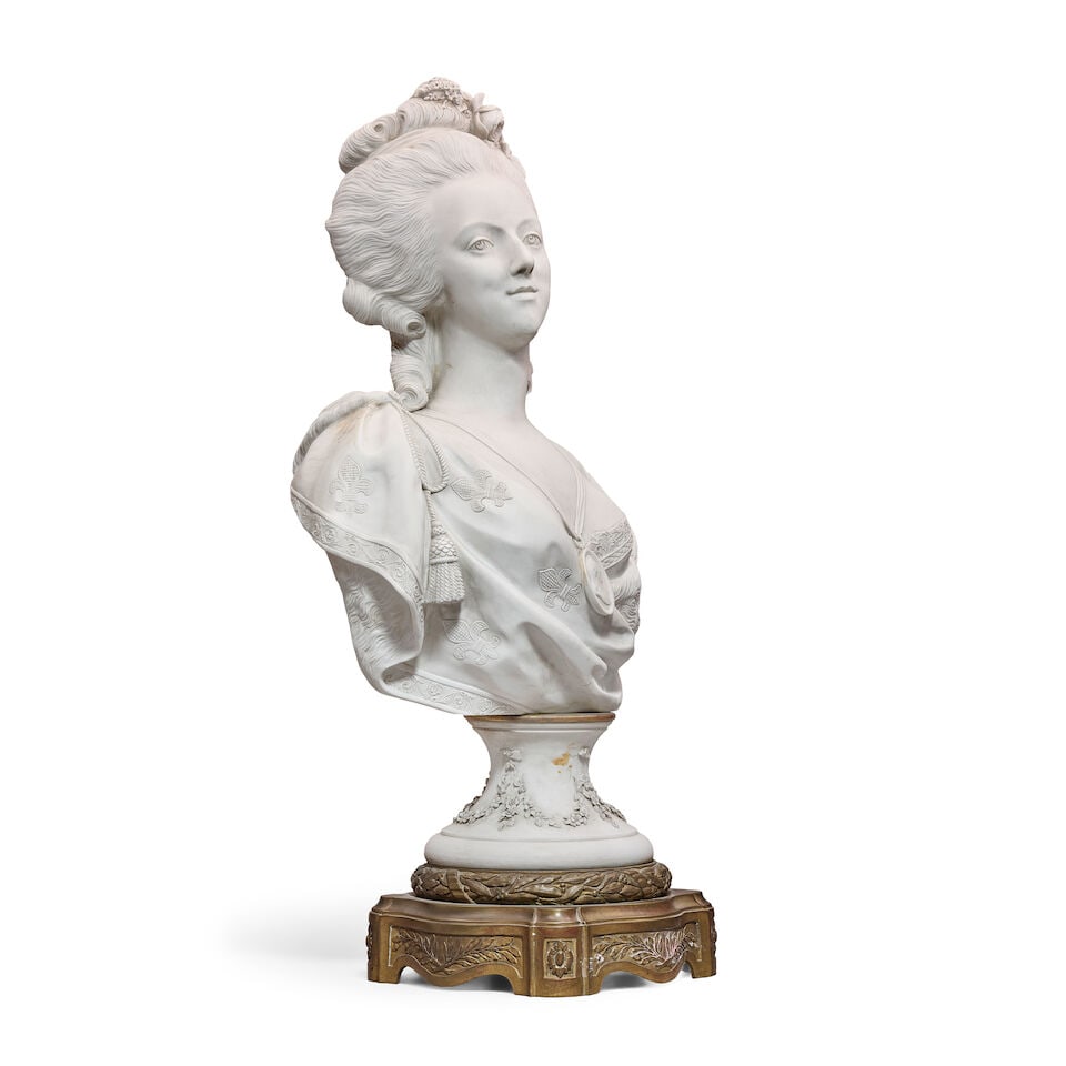 After Felix Lecomte (French 1737-1817): A late 19th century French biscuit porcelain bust of Mar... - 3