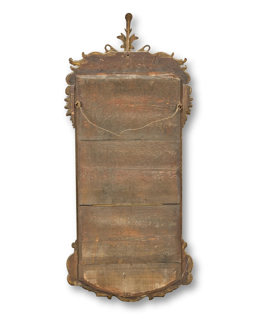 A Victorian giltwood and gilt gesso mirror In the early Georgian style - 2