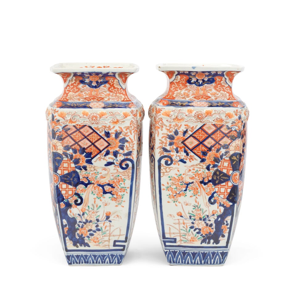 A pair of Japanese imari porcelain vases Late Meiji period (1868-1912) - 2