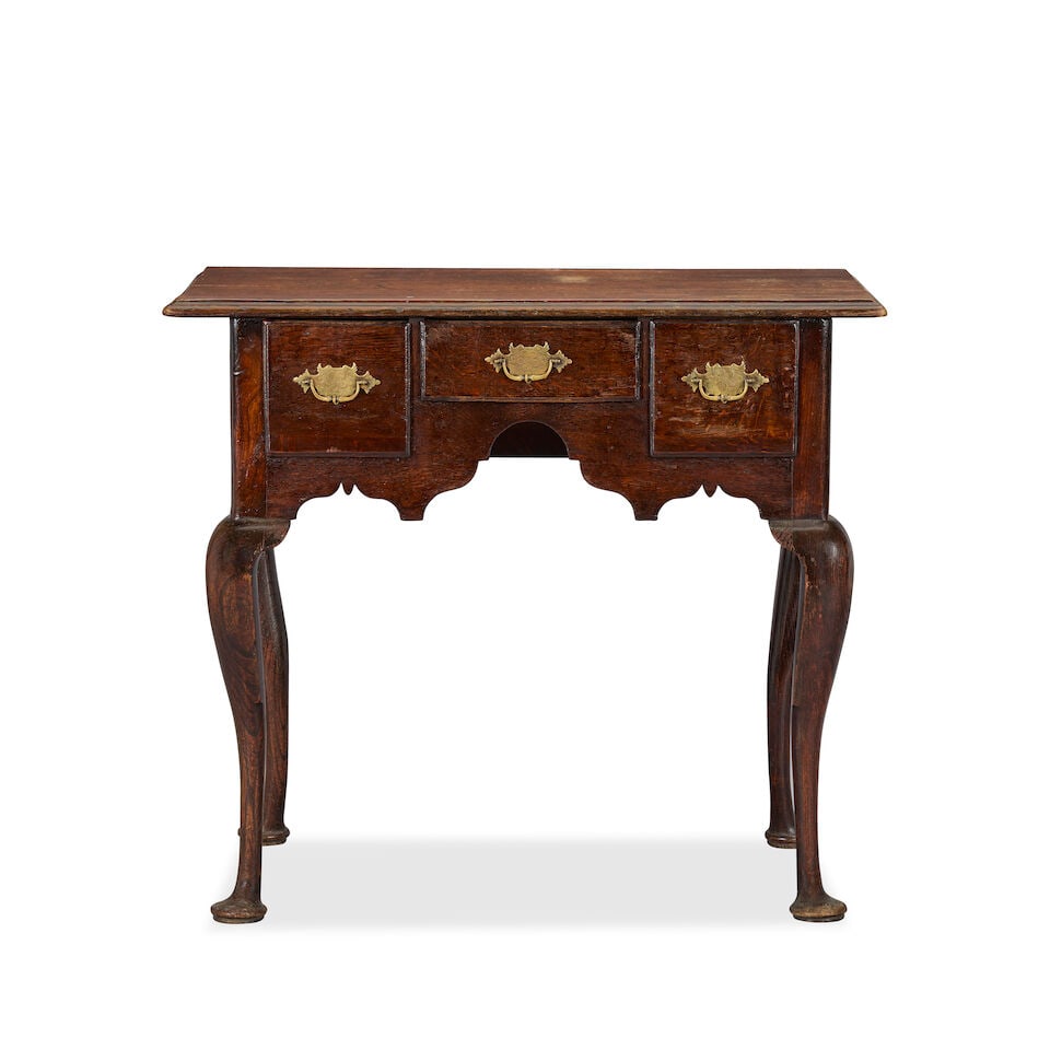 A George II oak lowboy 1730-1745 (1 of 2)