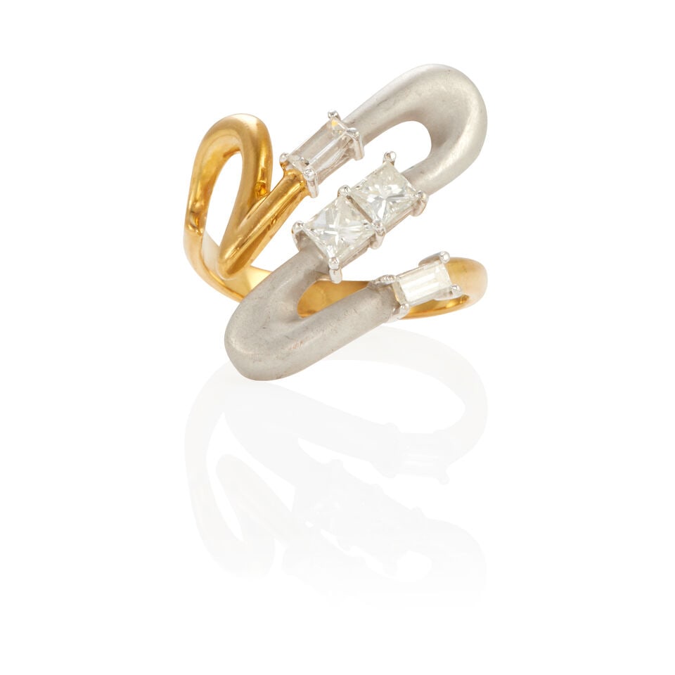 18K BICOLOR GOLD AND DIAMOND RING: 18K BICOLOR GOLD AND DIAMOND RING • 18k yellow and white gold • 4 square and rectangular diamonds weighing approximately 0.50 - 0.60 carat total • Size 6 • Estimated gross