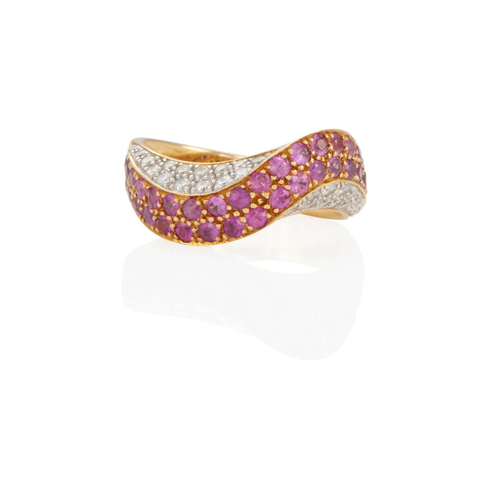 18K GOLD, DIAMOND AND RUBY RING (1 of 2)