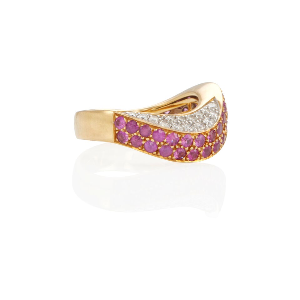 18K GOLD, DIAMOND AND RUBY RING - 2
