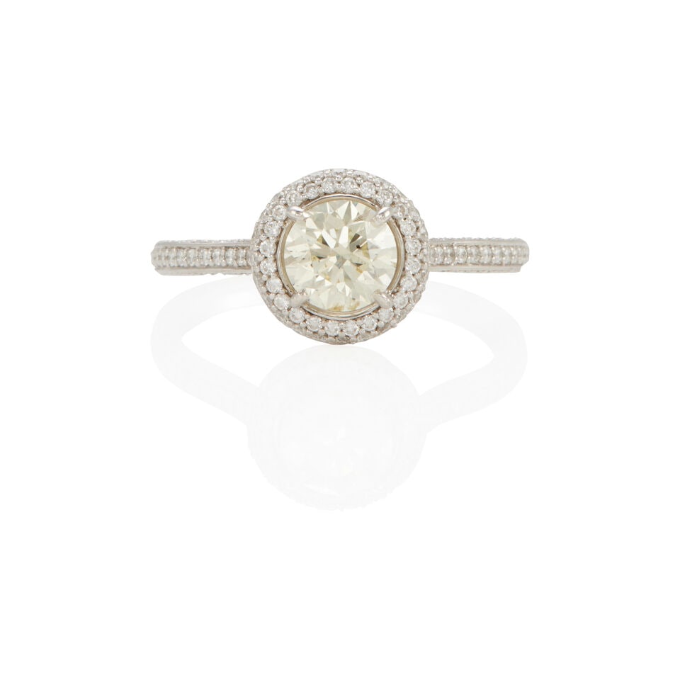 PLATINUM AND DIAMOND RING (1 of 2)